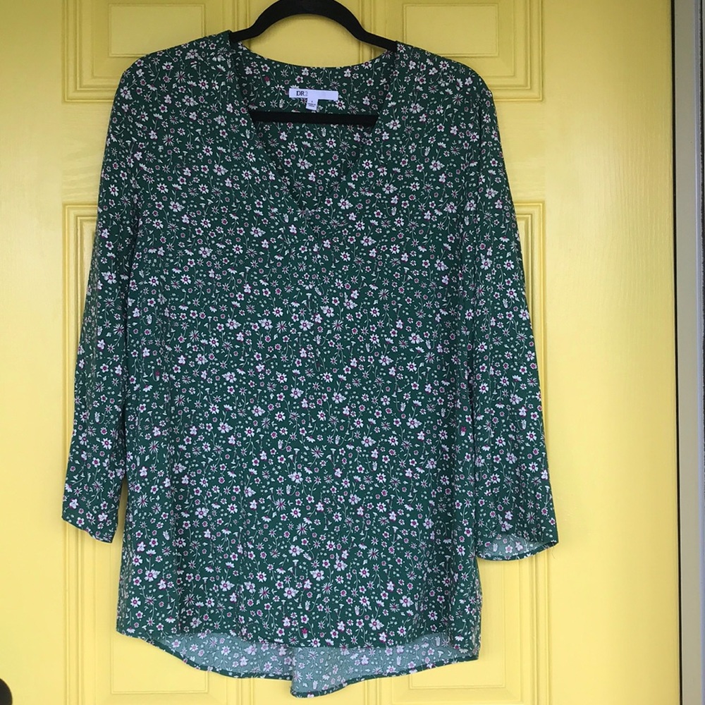 DR2 Green, White & Berry Floral Top 3/4 Sleeve Lg
